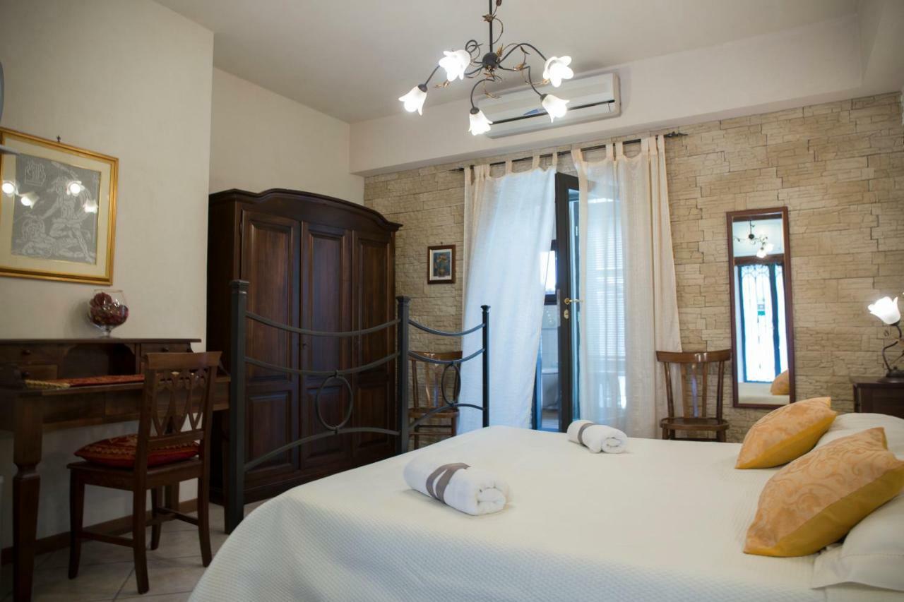 Casa Al Centro Storico Acomodação com café da manhã Nicolosi Exterior foto